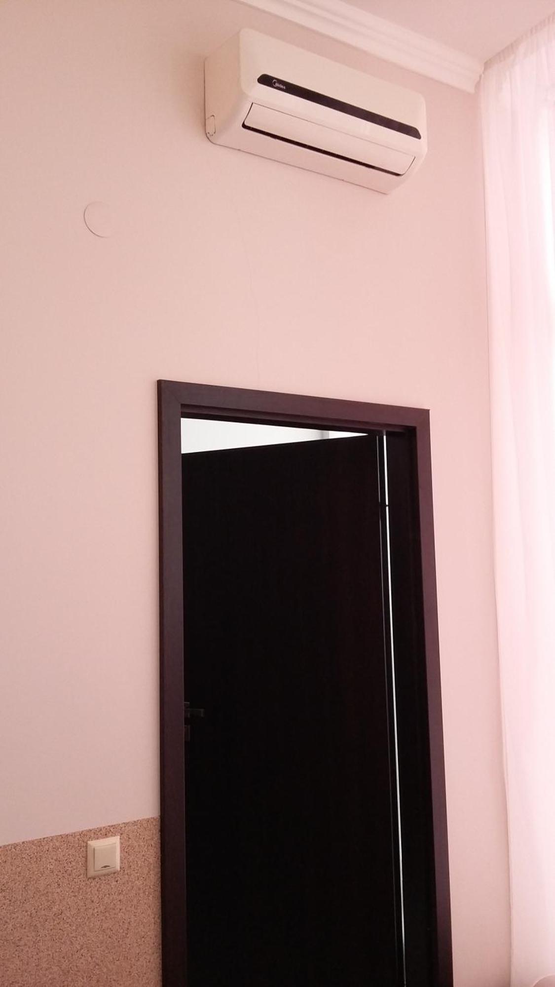 Hotel Merkuriy Lemberg Zimmer foto
