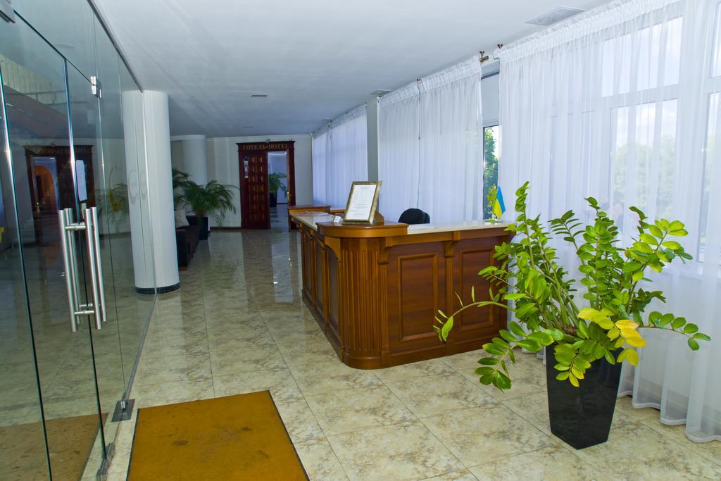 Hotel Merkuriy Lemberg Exterior foto